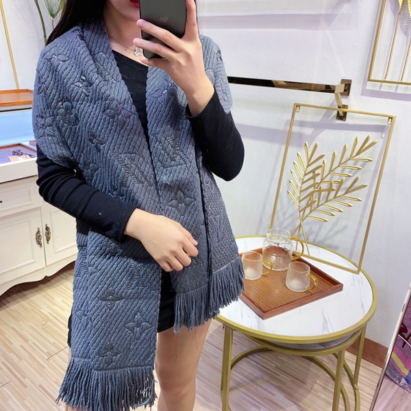 ブランドマフラー正面デザイン